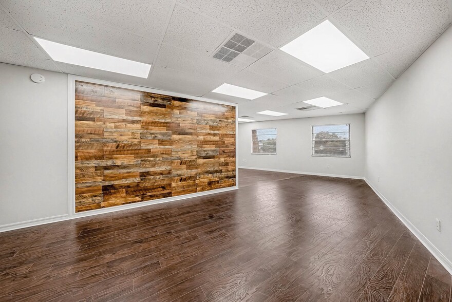 More Photos Of 4427-4439 Gunn Hwy, Tampa General Retail For Lease