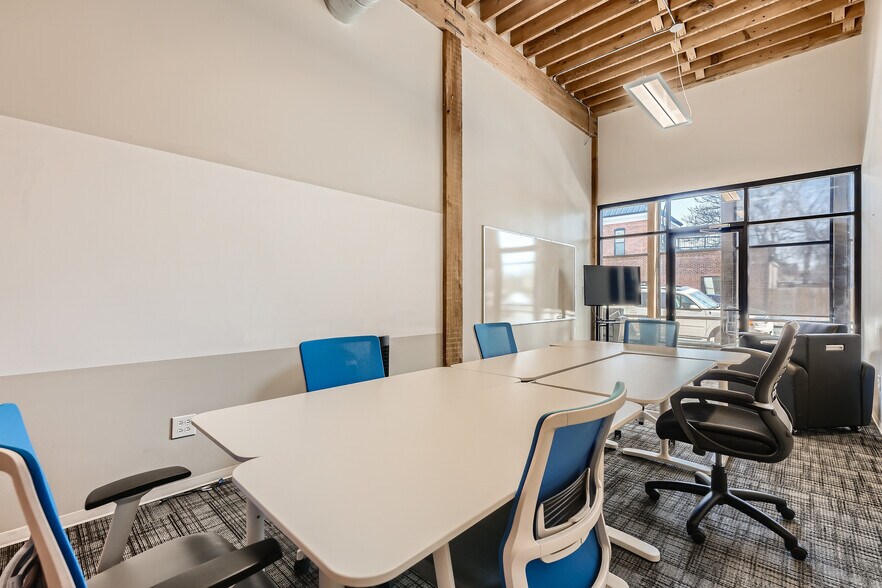 More Photos Of 3801 Franklin St, Denver Office For Sale