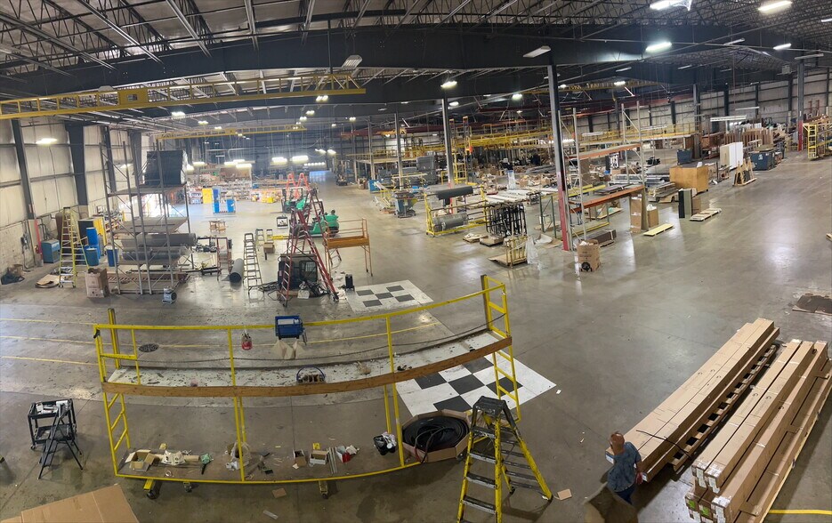 More Photos Of 160 W 750, Howe Manufacturing For Sale