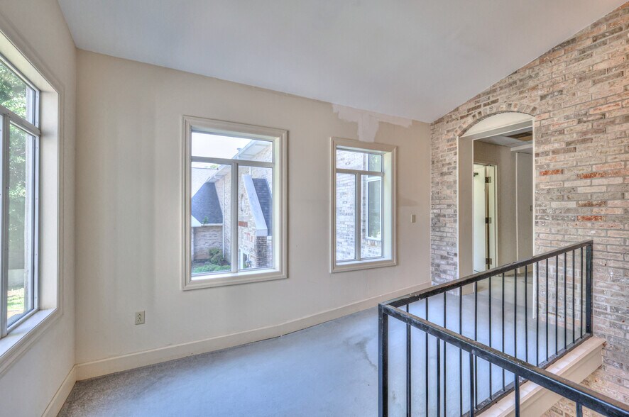 More Photos Of 228 S Military Ave, Lawrenceburg Religious Facility For Sale