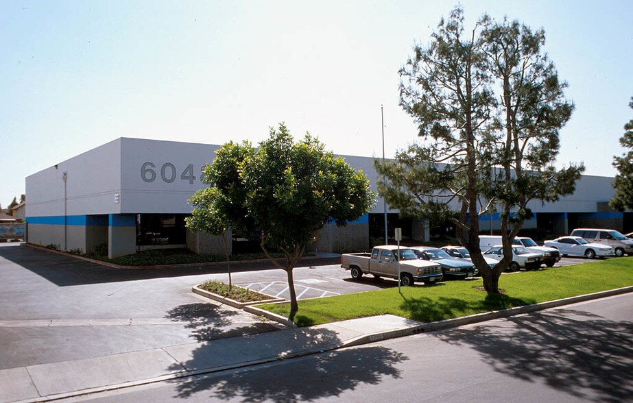 Primary Photo Of 6048 Triangle Dr, Commerce Warehouse For Lease