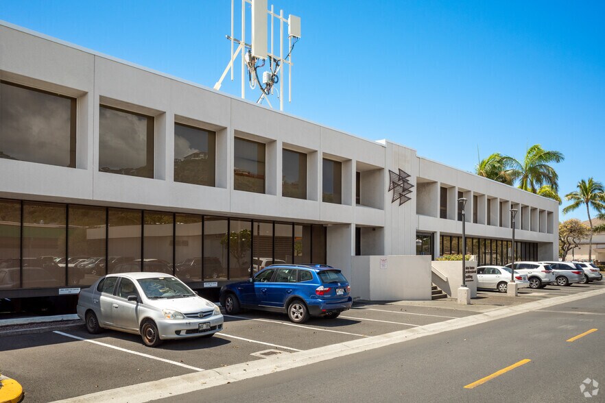 More Photos Of 850 W Hind Dr, Honolulu Medical For Lease