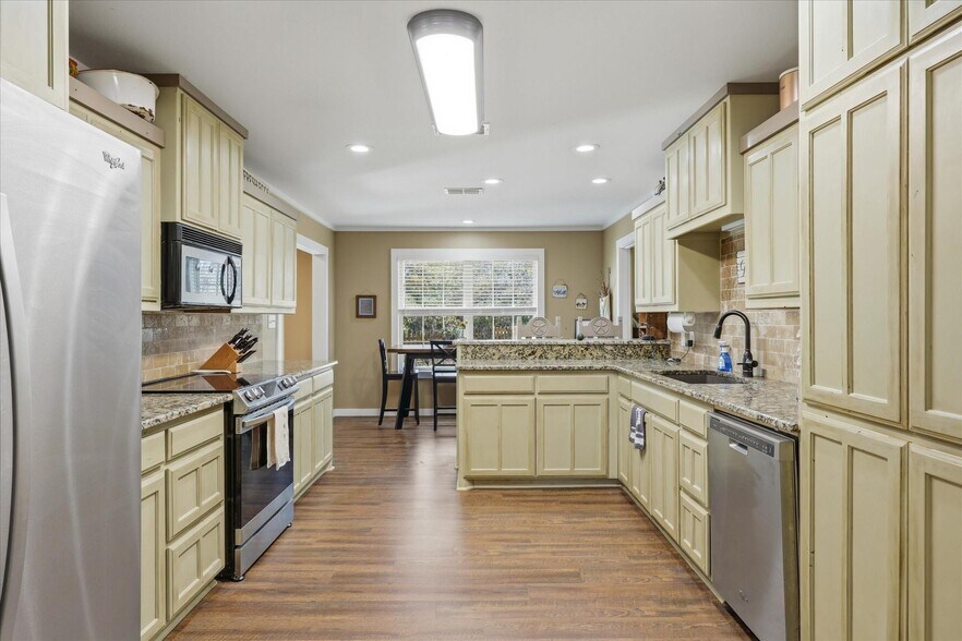 More Photos Of 8980 County Road 156, Bluff Dale Land For Sale