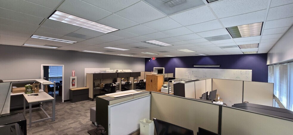 More Photos Of 4 Sierra Way St, Georgetown Light Distribution For Sale