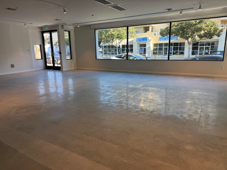 More Photos Of 919-929 Broadway, Santa Monica Loft Creative Space For Lease