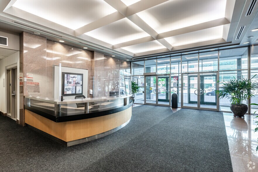 More Photos Of 360 Lisgar St, Ottawa Office For Lease