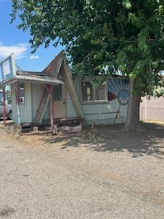 More Photos Of 13290 E Central Ave, Mayer Storefront Retail Office For Lease
