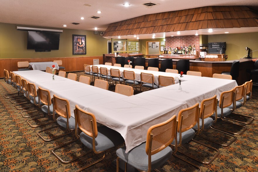 More Photos Of 2830 US Highway 160 W, Monte Vista Hotel For Sale