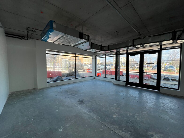 More Photos Of 200 E Central Ave, Bentonville Parking Garage For Lease