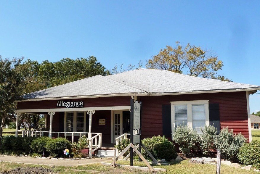 More Photos Of 207 Laurence Dr, Heath Office For Lease