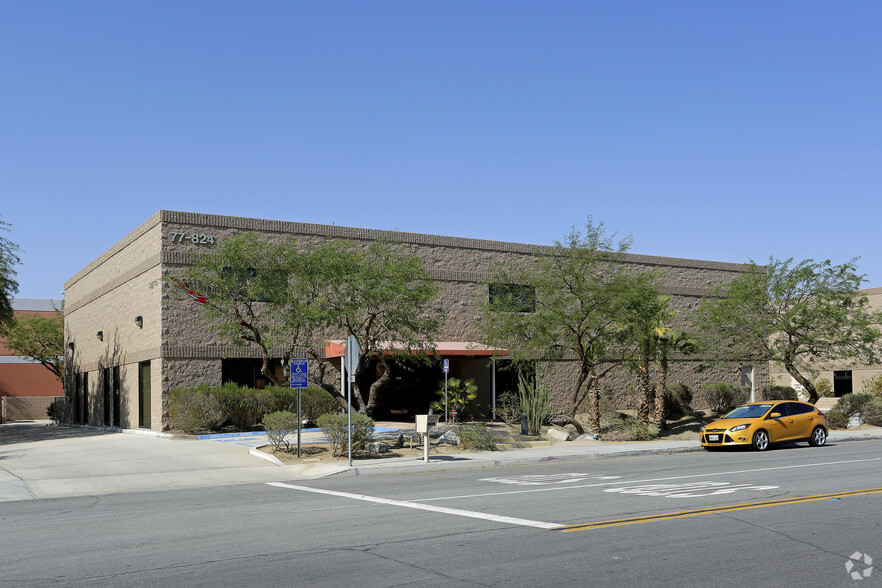 Primary Photo Of 77824 Wildcat Dr, Palm Desert Warehouse For Lease