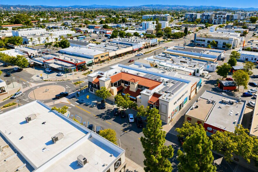 More Photos Of 201 E Grand Ave, Escondido Storefront Retail Office For Sale