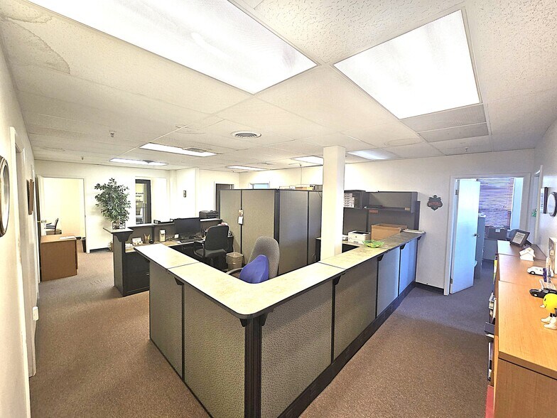 More Photos Of 881 Allwood Rd, Clifton Medical For Lease