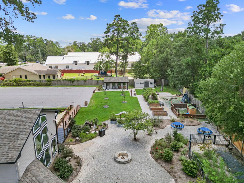 More Photos Of 26403 Oak Ridge Dr, Spring Flex For Lease