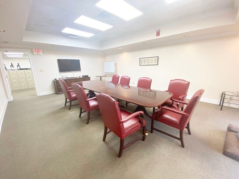 More Photos Of 5935 Buford Hwy, Norcross Office For Lease