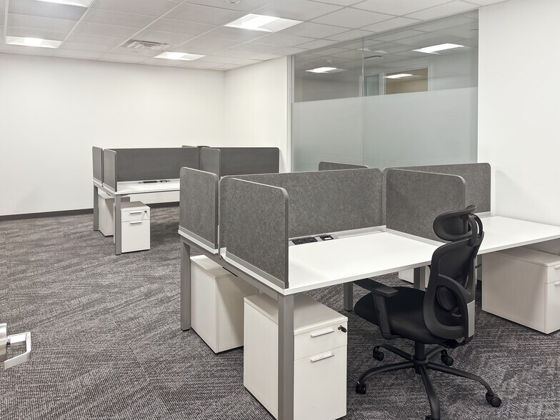 More Photos Of 1100 Cornwall Rd, South Brunswick Coworking Space