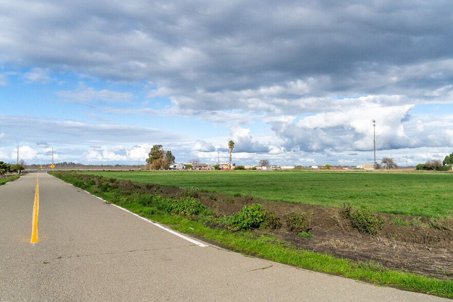 More Photos Of 18814 Philip Martin Ct, Tracy Land For Sale