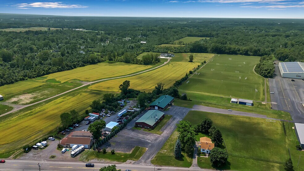 More Photos Of 7120 Seneca St, Elma Warehouse For Lease