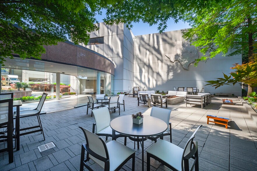 More Photos Of 3811 Turtle Creek Blvd, Dallas Office For Lease