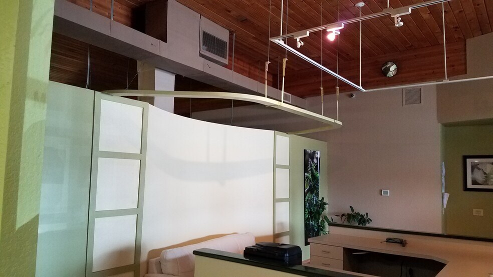 More Photos Of 17869 WA-536, Mount Vernon Office For Lease