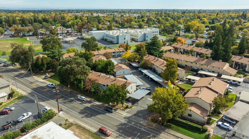 More Photos Of 2228 Edison Ave, Sacramento Apartments For Sale