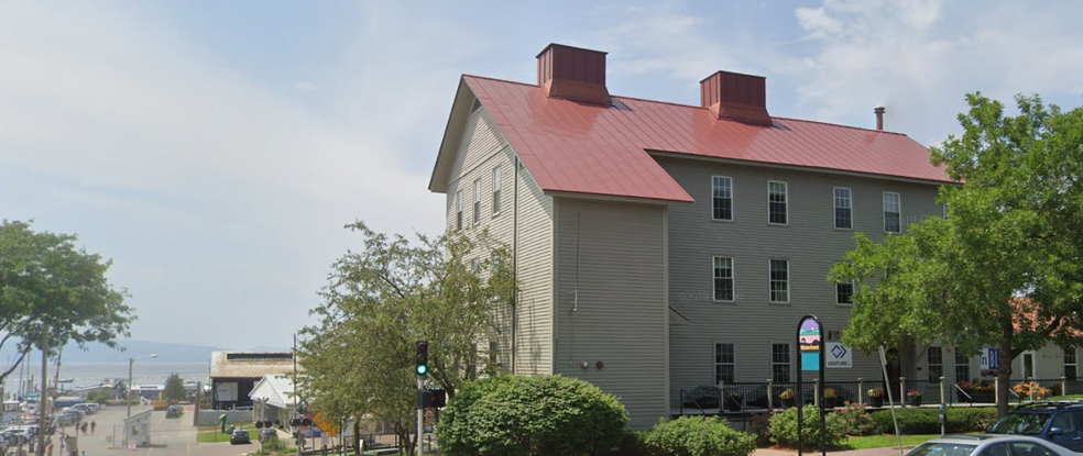 Primary Photo Of 171 Battery St, Burlington Office For Lease