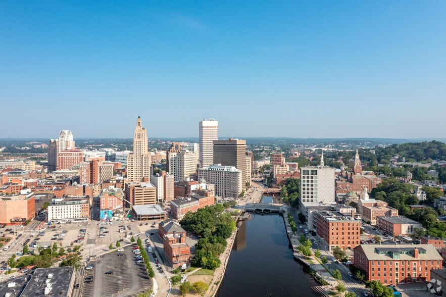 More Photos Of 40 Westminster St, Providence Office For Lease