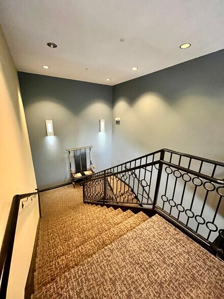 More Photos Of 1505 Mount Vernon Rd, Atlanta Medical For Lease