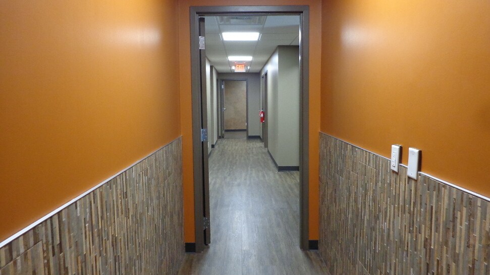 More Photos Of 6839-6855 Spring Valley Dr, Holland Medical For Lease