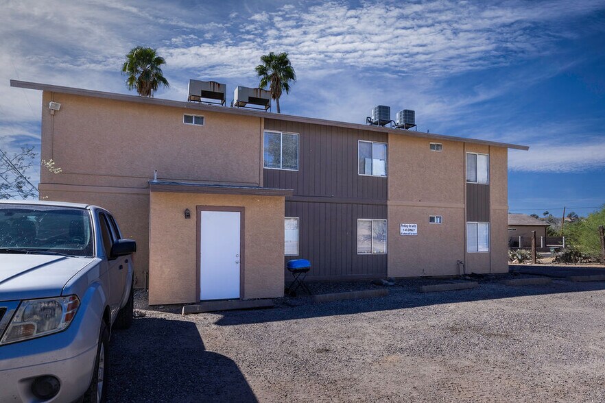 More Photos Of 450 Palm Dr, Wickenburg Apartments For Sale