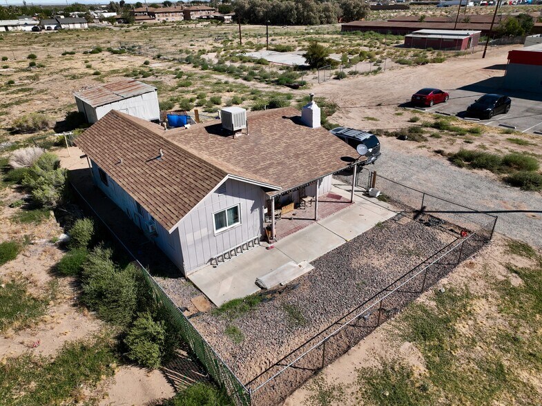 More Photos Of 11424 Bartlett Ave, Adelanto Storefront Retail Residential For Sale