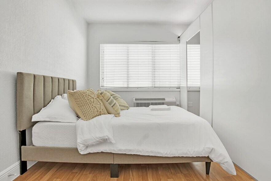 More Photos Of 7315-7325 Carlyle Ave, Miami Beach Apartments For Sale