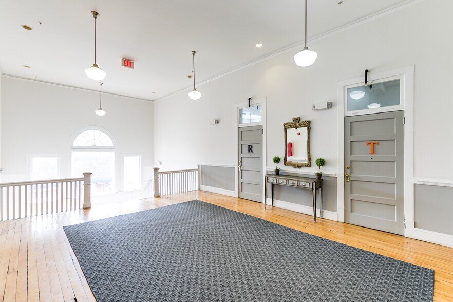 More Photos Of 141 E Wythe St, Petersburg Apartments For Sale