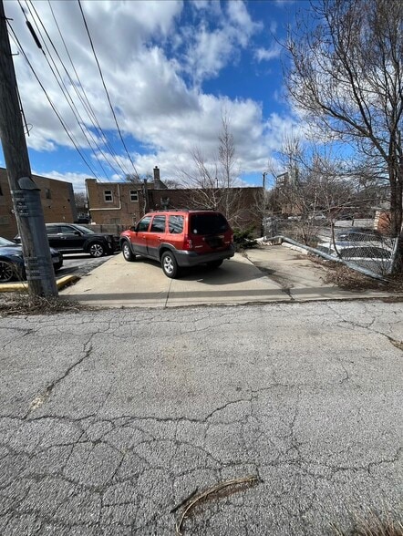More Photos Of 10019 S Western Ave, Chicago General Retail For Sale