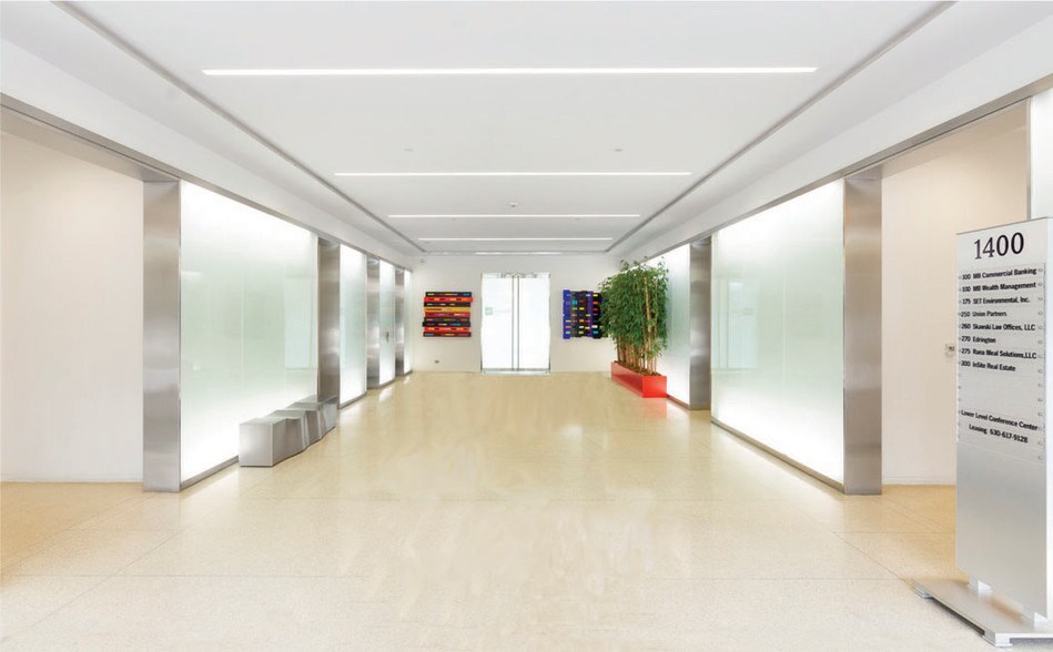 More Photos Of 1400 W 16th St, Oak Brook Office For Lease