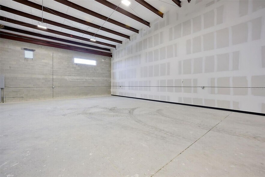 More Photos Of , Leesburg Industrial For Sale