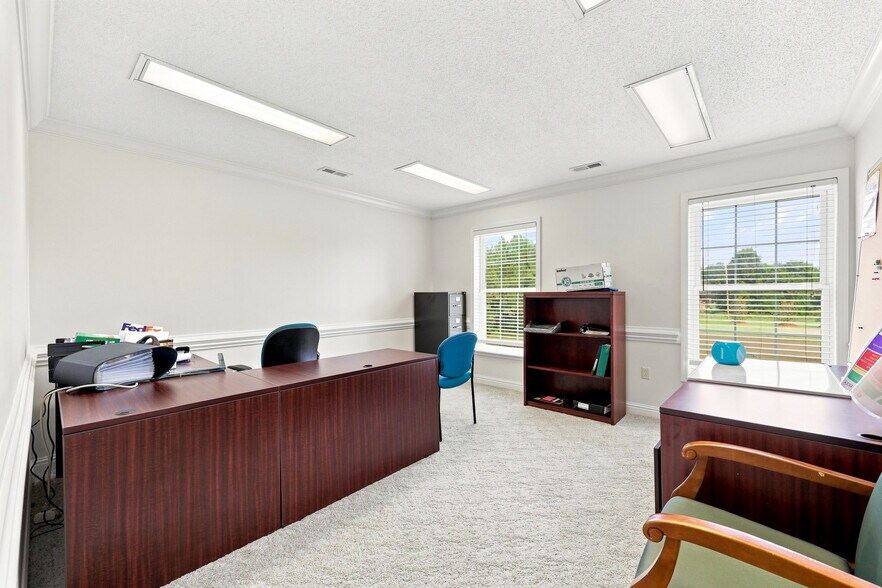More Photos Of 1708 S Mebane St, Burlington Office For Sale