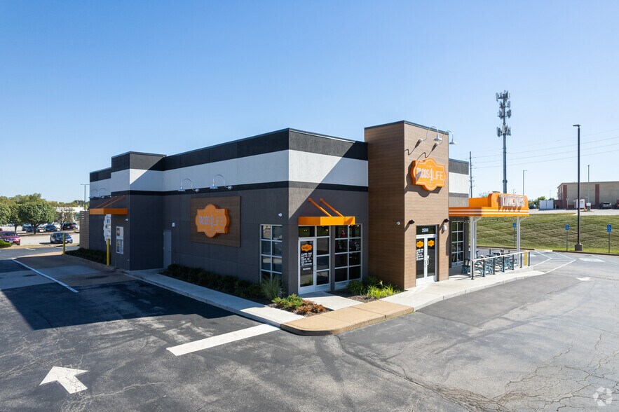 More Photos Of 2920-2998 Highway K, O'Fallon Unknown For Lease