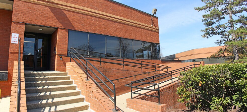 More Photos Of 10003 Derekwood Ln, Lanham Office For Lease