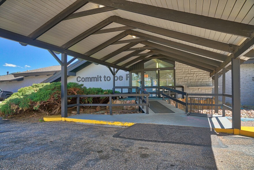 More Photos Of 1230 Big Thompson Ave, Estes Park Medical For Sale