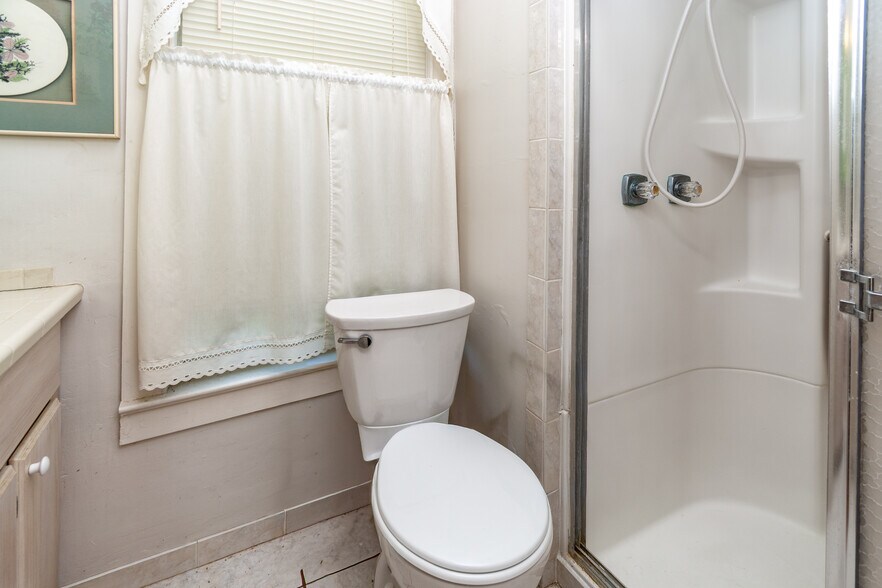 More Photos Of 38 John Ringo Rd, Ringoes Apartments For Sale