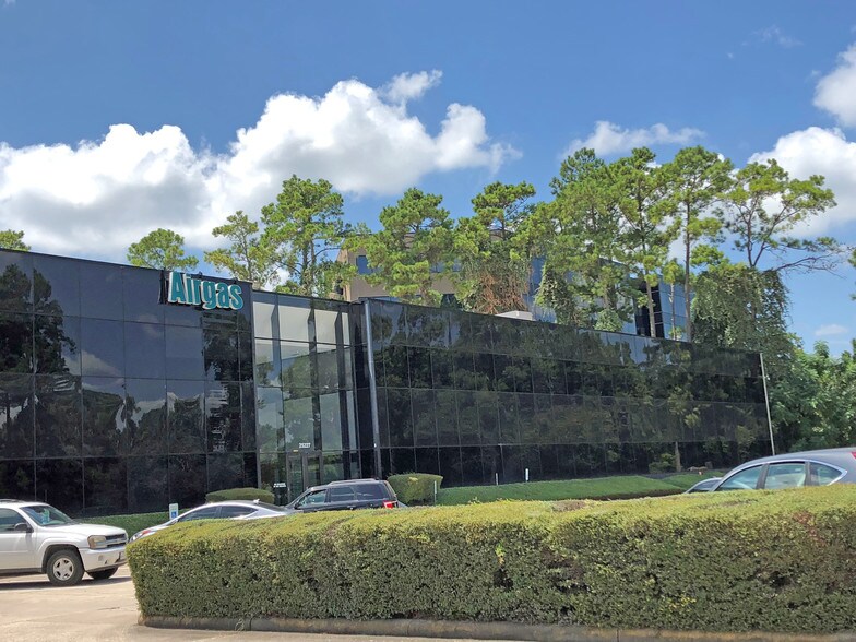 Primary Photo Of 25227 Grogans Mill Rd, The Woodlands Office For Lease