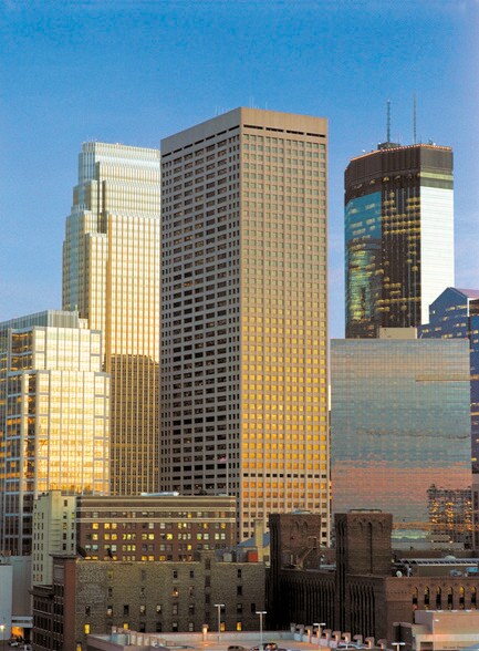 More Photos Of 33 S 6th St, Minneapolis Office For Lease