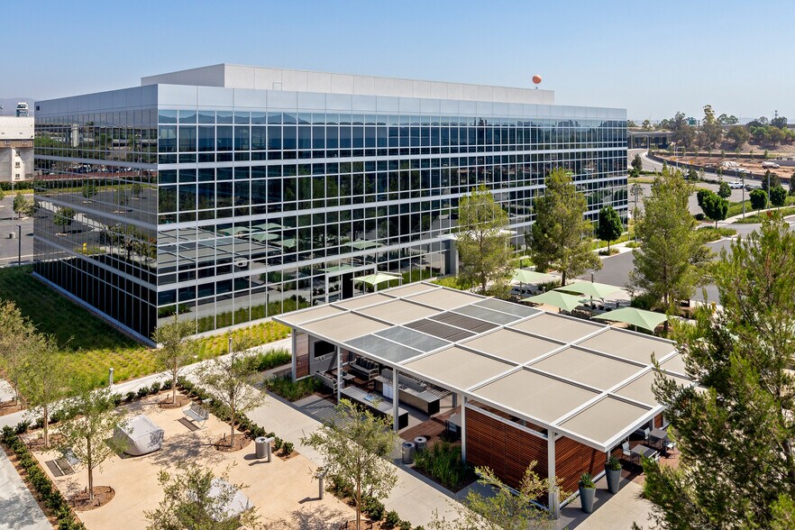 More Photos Of 500 Technology Dr, Irvine Office For Lease