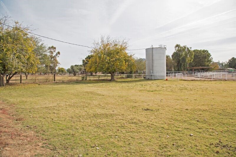 More Photos Of 15225 E Riggs Rd, Gilbert Horse Stables For Sale