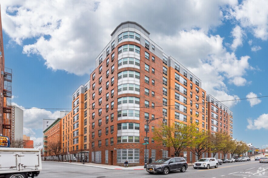 More Photos Of 921 Melrose Ave, Bronx Multifamily For Sale