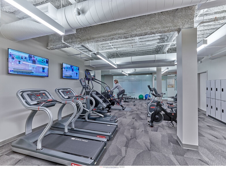 More Photos Of 100 Berwyn Park, Berwyn Unknown For Lease