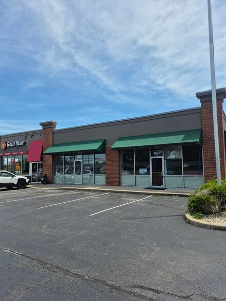 More Photos Of 942 Cherry St, Blanchester Unknown For Lease