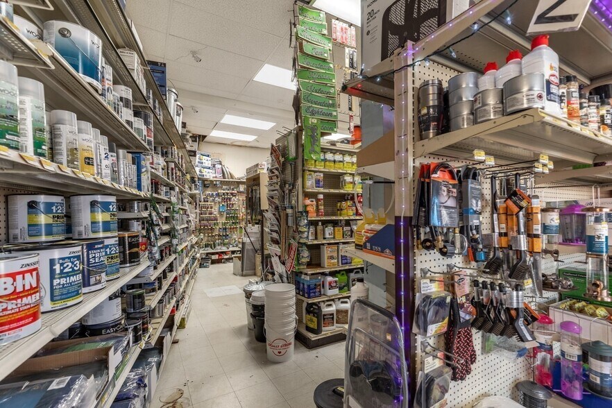 More Photos Of 314 Broadway, Lynn Storefront For Sale