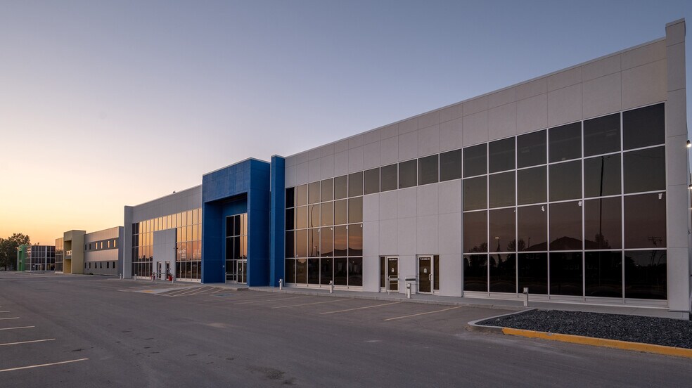 More Photos Of 615 Camiel Sys St, Winnipeg Distribution For Lease